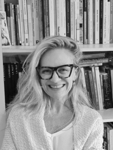 Cintia Sanmartin Fernandes